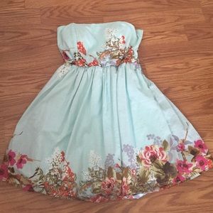 Strapless blue+floral dress.