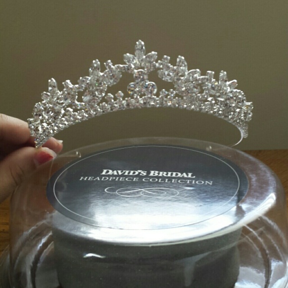 Swarovski crystal tiara never worn
