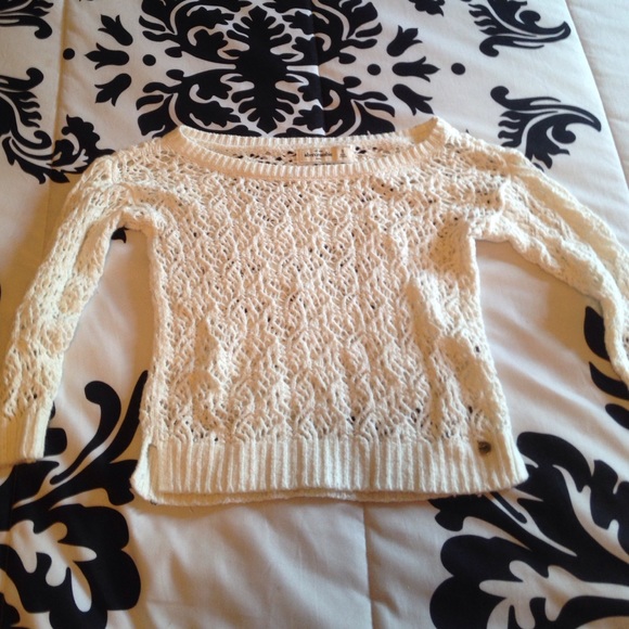 Lace quarter sleeve shirt