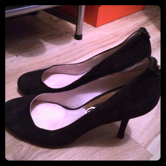 Michael Kors pumps