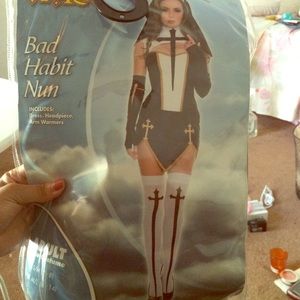 Halloween costume (NUN)👻👻