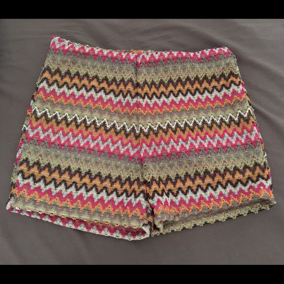 Knitted high waist shorts