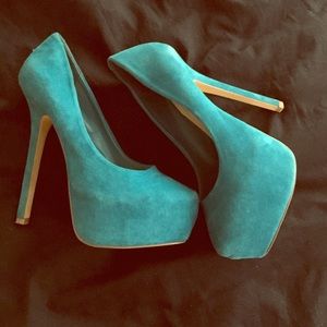 Steve Madden teal pumps