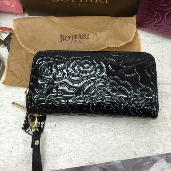 Patent leather floral print wallet