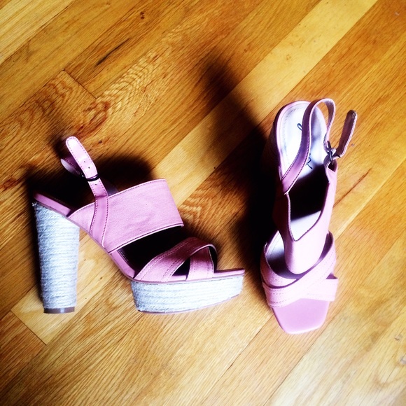 Gomax Shoes - ☀️ Platform  Sandals👠