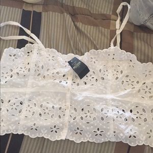 Hollister crop top medium