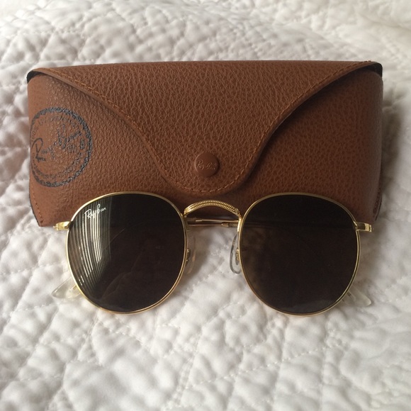 Ray-Ban Accessories - Ray-bans round metal sunglasses