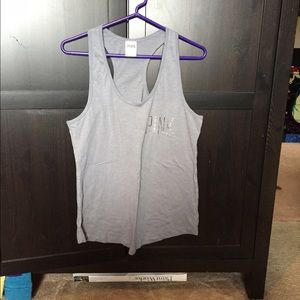 Gray racerback VS Pink tank SZ L