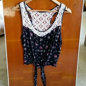 Cute Lace/Floral Top!!