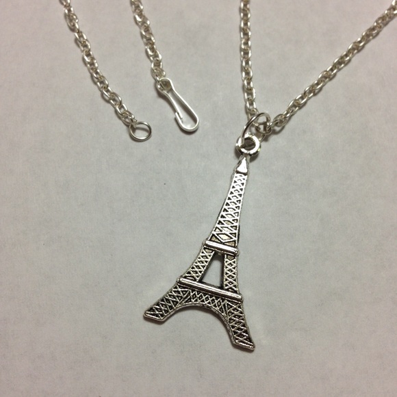 Eiffel Tower Necklace - Picture 3 of 4