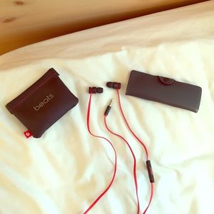 Authentic beats earbuds.