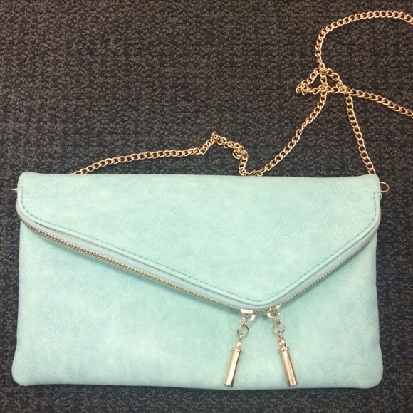 NEW Vegan Leather Mint Crossbody- removable chain
