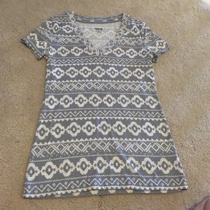 Grey and white design top