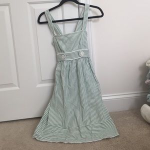 Green seersucker dress