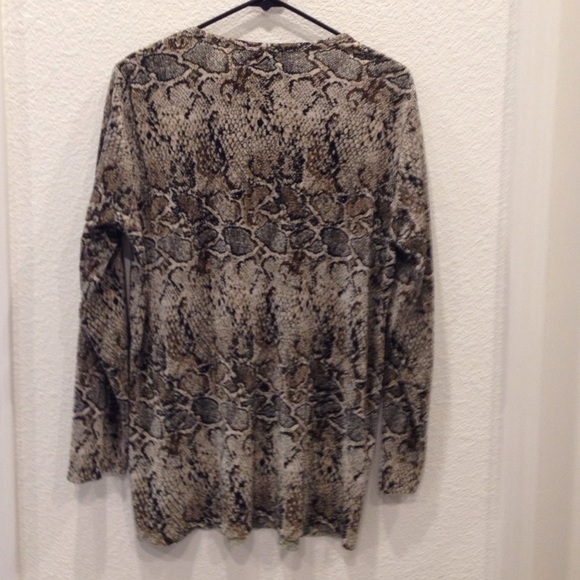 Snakeskin Print Tunic Size M - Picture 2 of 3