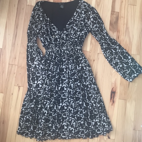 BCBG Dresses & Skirts - BCBG cream and black dress