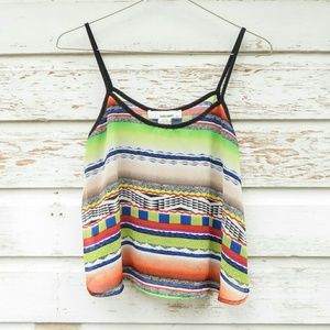 🎉host pick🎉 Tribal patterned crop tank