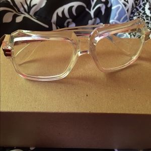Clear fashion glasses