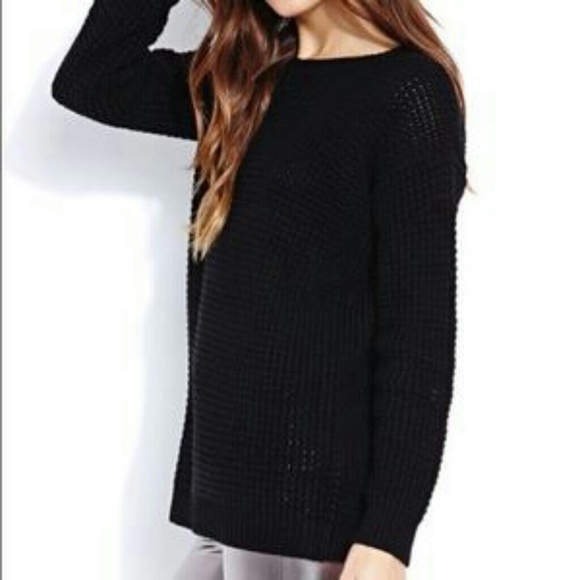 BLCK KNIT SWEATER.