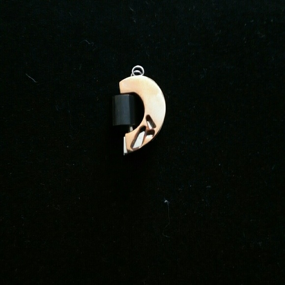 Pendant - Picture 2 of 3