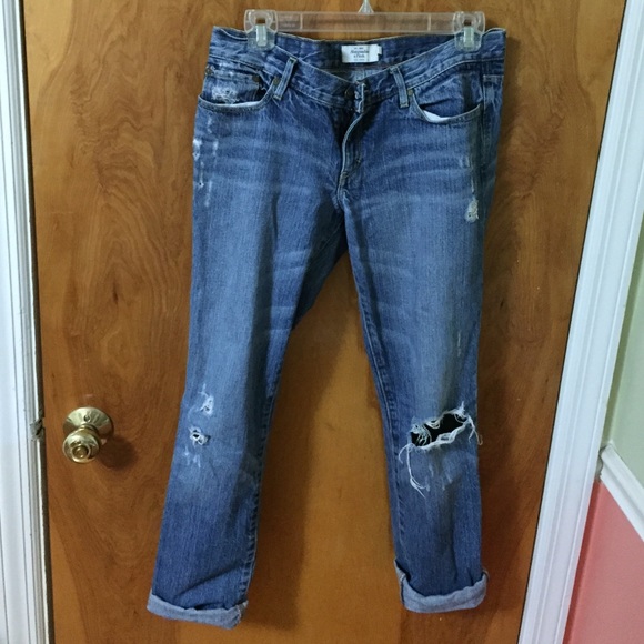 Distressed boyfriend jeans from Abercrombie&Fitch