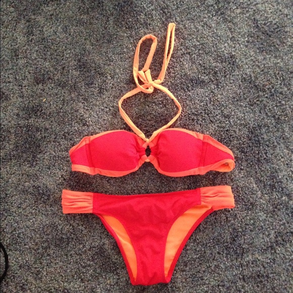 Hollister bathing suit