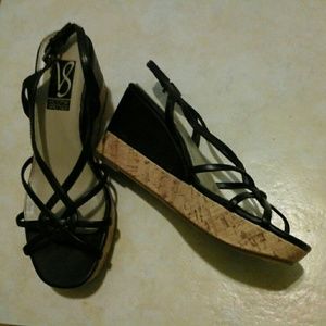 SALE SALE!!! 50% OFF Wedge heels now $7.50