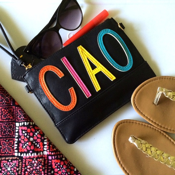 Imoshion Clutches & Wallets - 🎉🎉 HP 7/27🎉🎉Ciao Clutch!