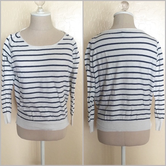 • SOLD IN BUNDLE • - Picture 2 of 4