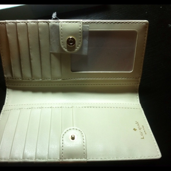 Kate Spade Stacy Glitter Bug wallet - Picture 3 of 4