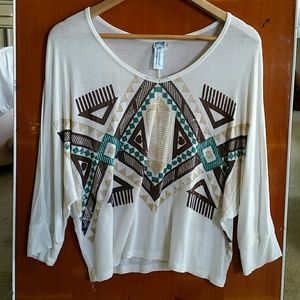 Tribal Flow Top