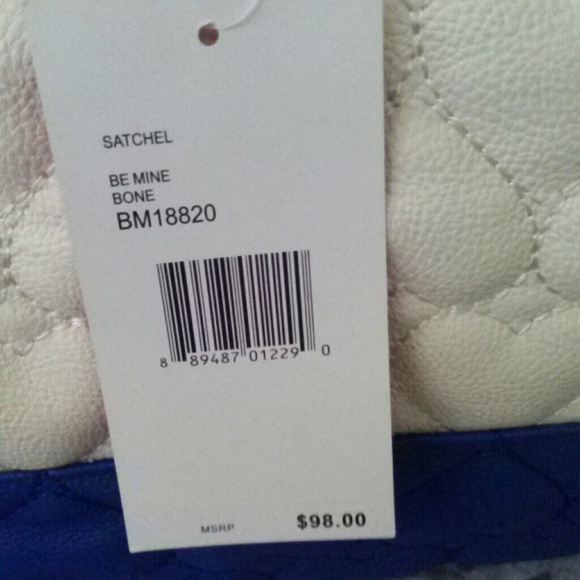 πHPπNWT Betsey Johnson quilted purse - Picture 4 of 4