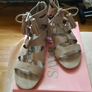 NEW ??Nude cage Sandals sz.7