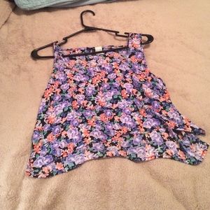 Small flower crop top