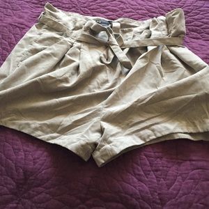 AEX Saude shorts