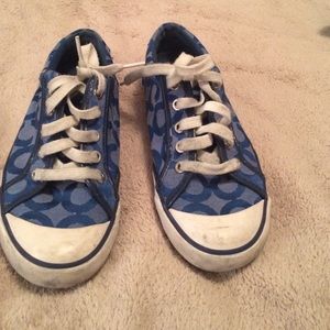 Used coach tennis shoes