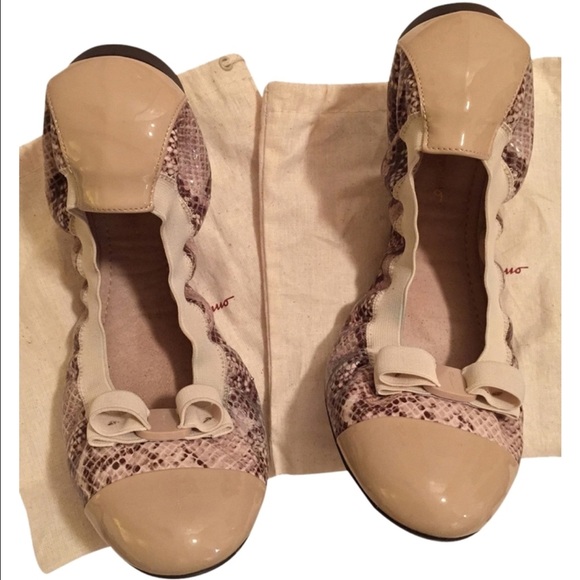 Salvatore Ferragamo Shoes - Salvatore Ferragamo ballet flats!