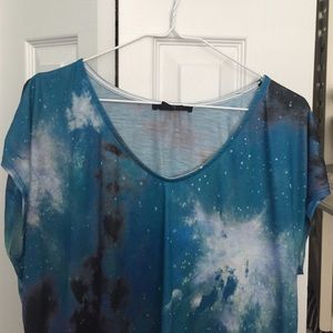 GALAXY PRINT SHORT SLEEVE TOP