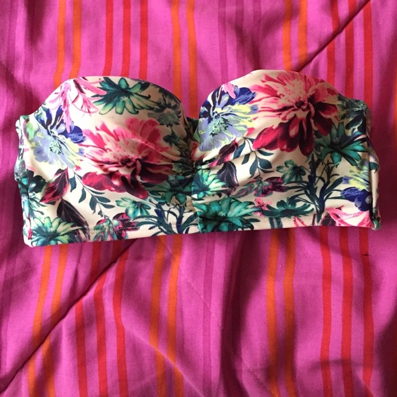 Bikini top