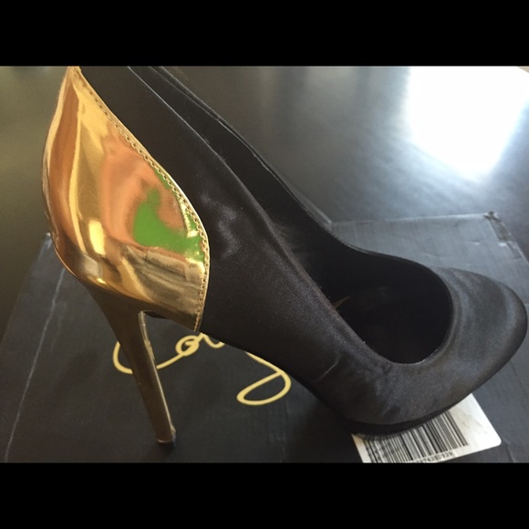 Colin Stuart Black and Gold Stilettos - Picture 3 of 4
