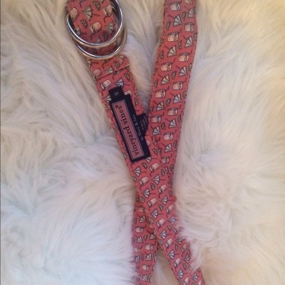 Vineyards vine belt size small EUC