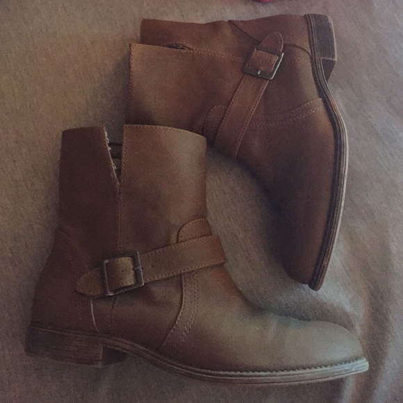 Brown fall boots 🍁🍂