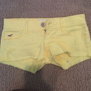 yellow jean shorts!!