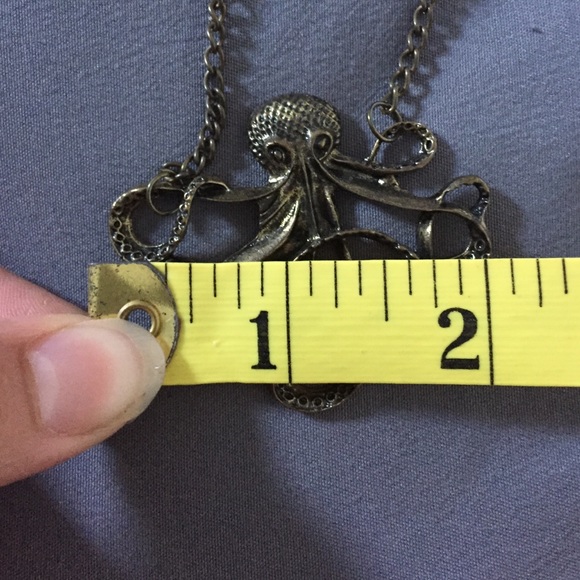 🌙 Octopus ️necklace - Picture 2 of 2