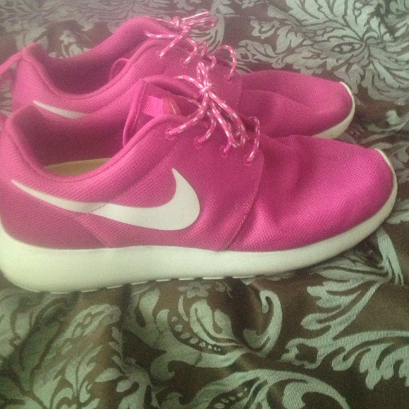 Nike Free Runs