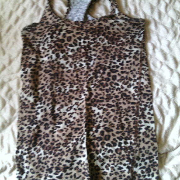 Tops - Picture 2 of 3