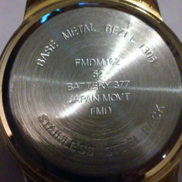 Watch - Picture 2 of 4