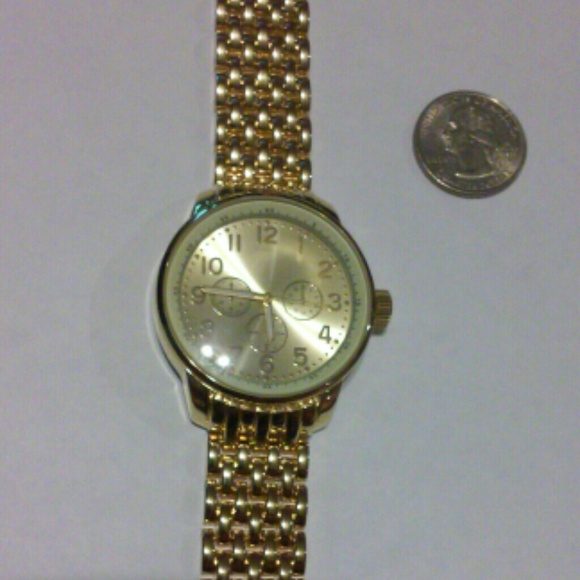 Watch - Picture 3 of 4