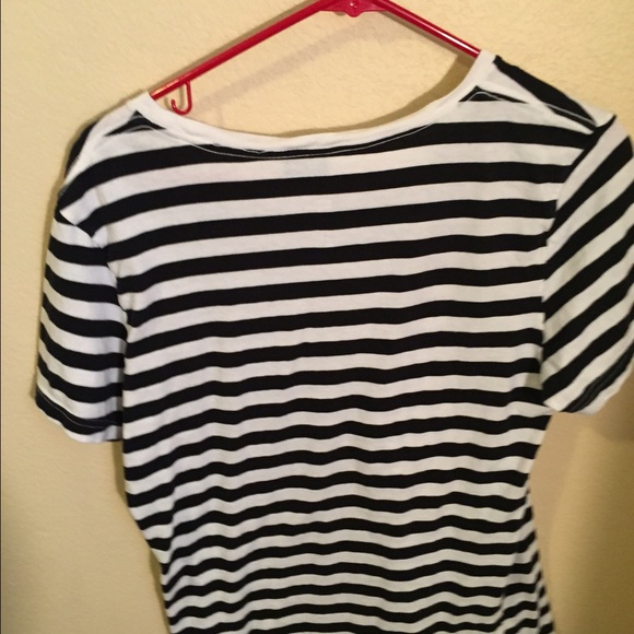 H&M crew neck fitted t shirt - Picture 2 of 2