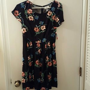 Old Navy floral dress